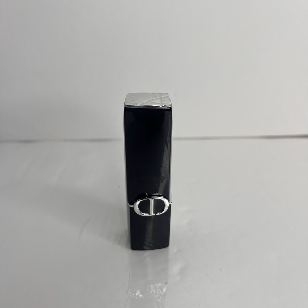 Dior
 
Rouge Dior Lip Balm - Picture 2 of 6